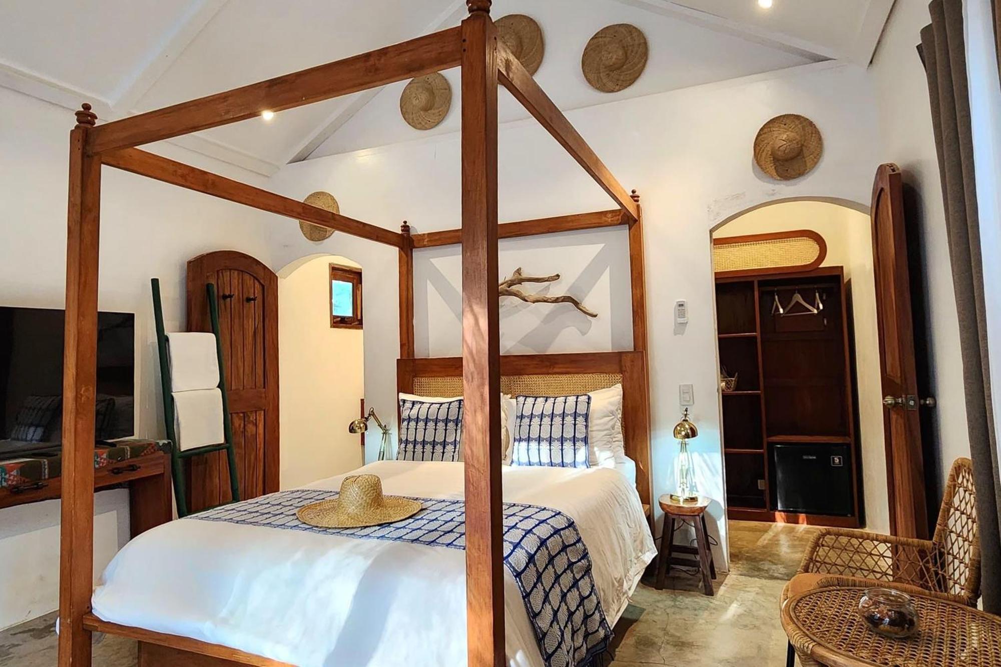 Sirom Beach House Tambobong Екстериор снимка