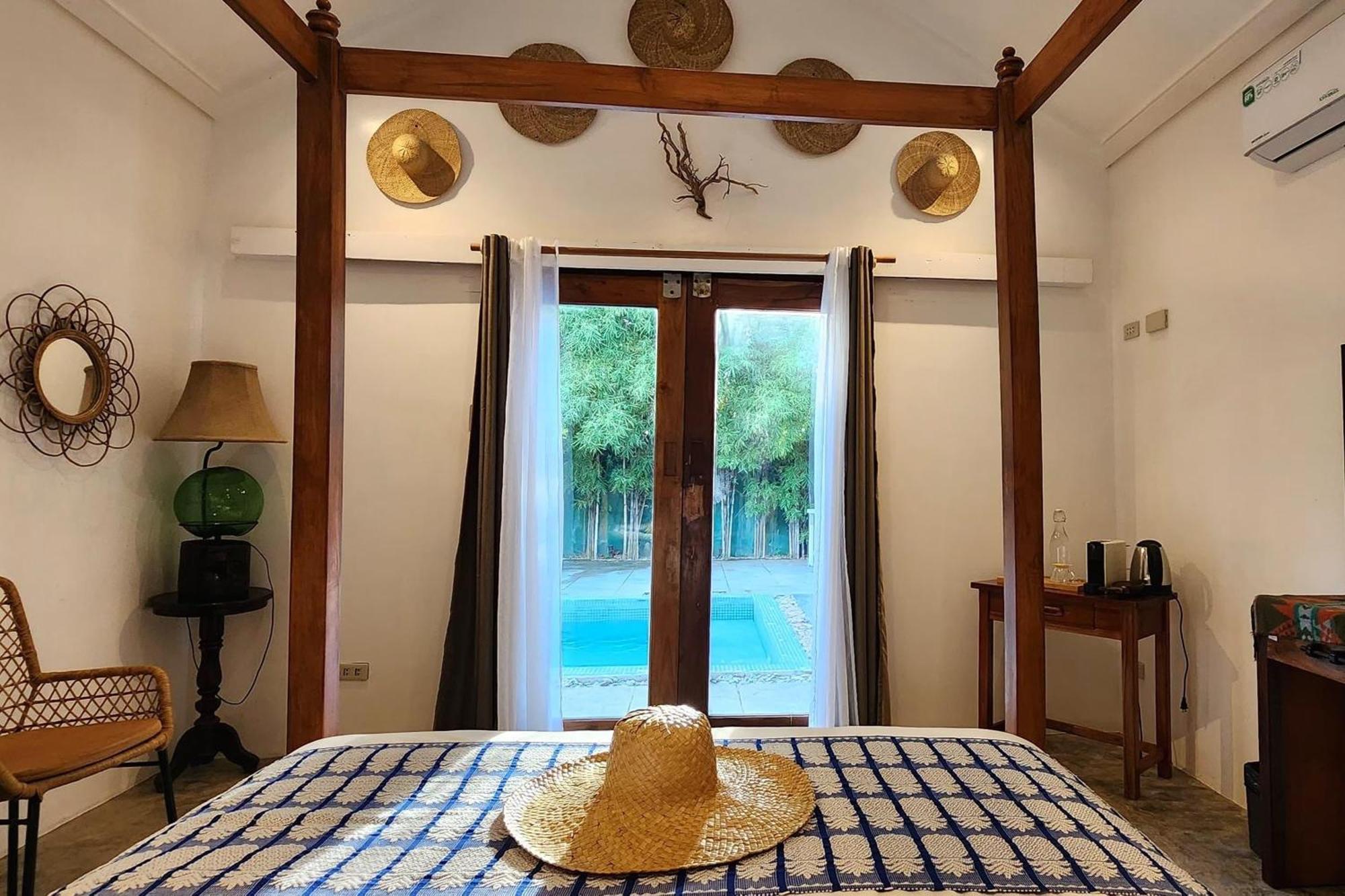 Sirom Beach House Tambobong Екстериор снимка
