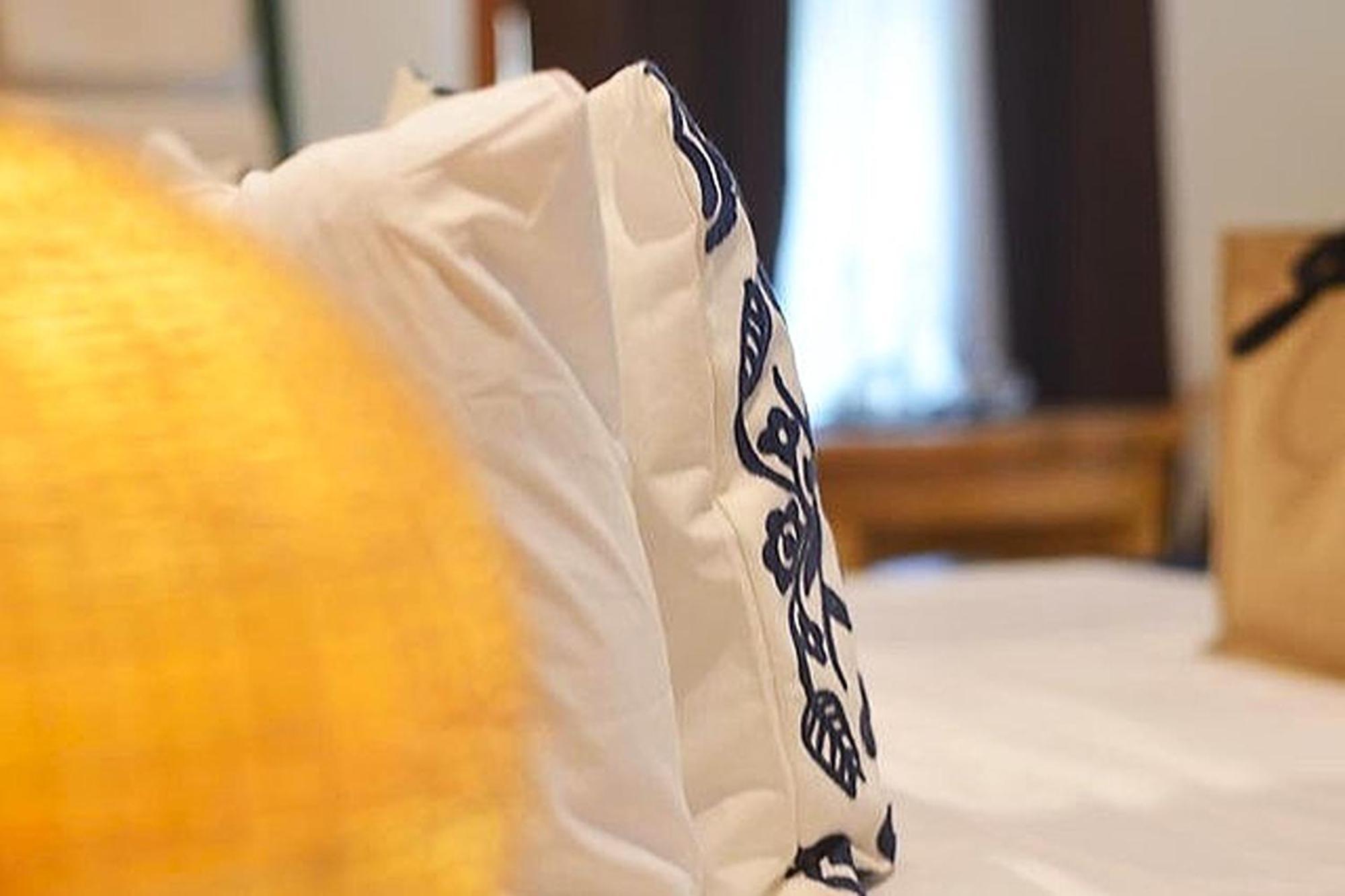 Sirom Beach House Tambobong Екстериор снимка