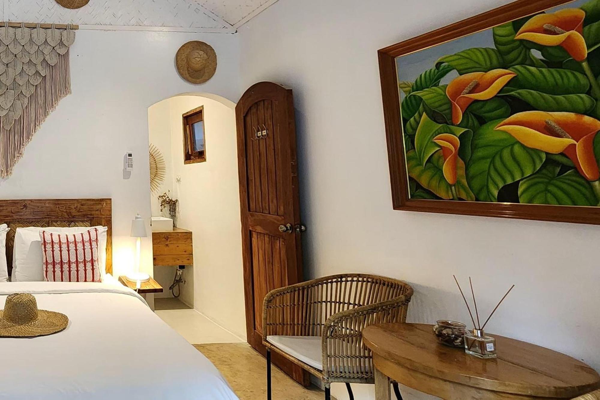 Sirom Beach House Tambobong Екстериор снимка