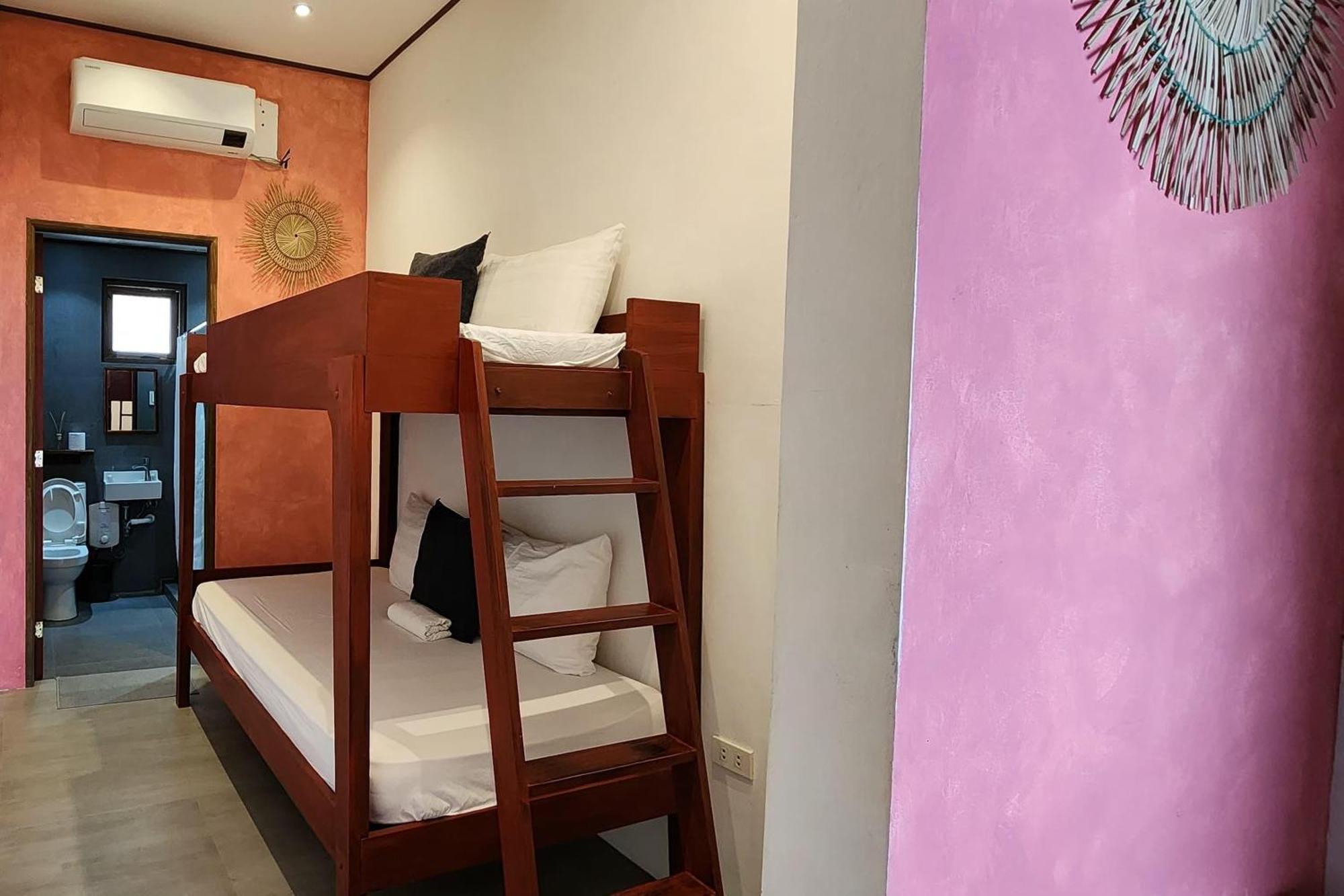 Sirom Beach House Tambobong Екстериор снимка