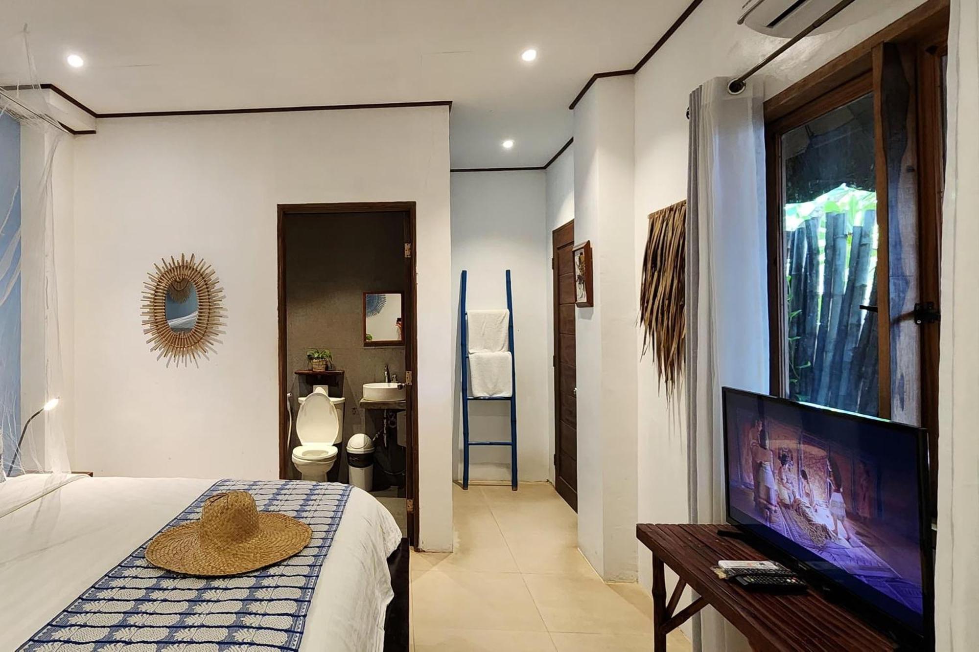 Sirom Beach House Tambobong Екстериор снимка