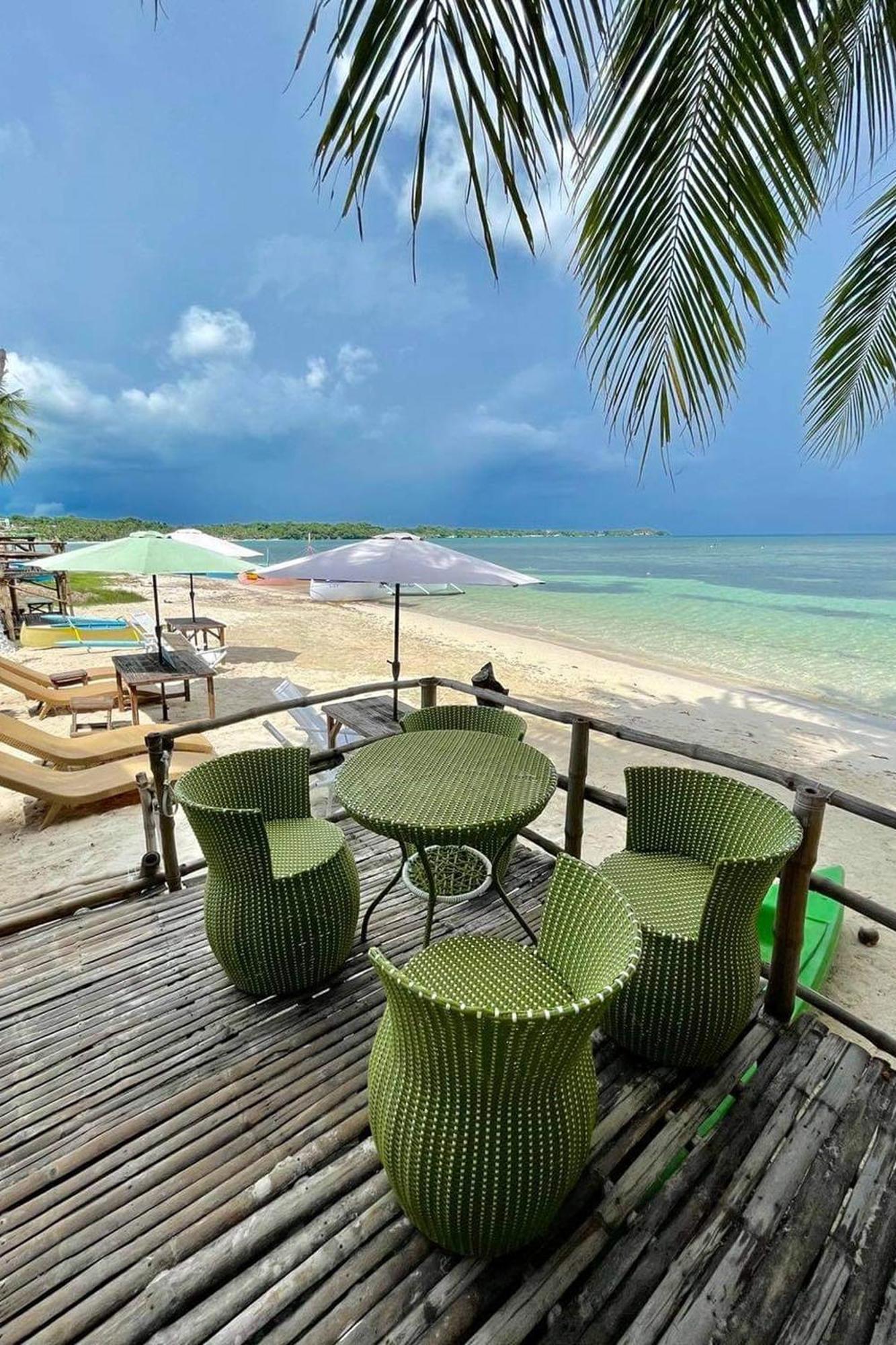 Sirom Beach House Tambobong Екстериор снимка