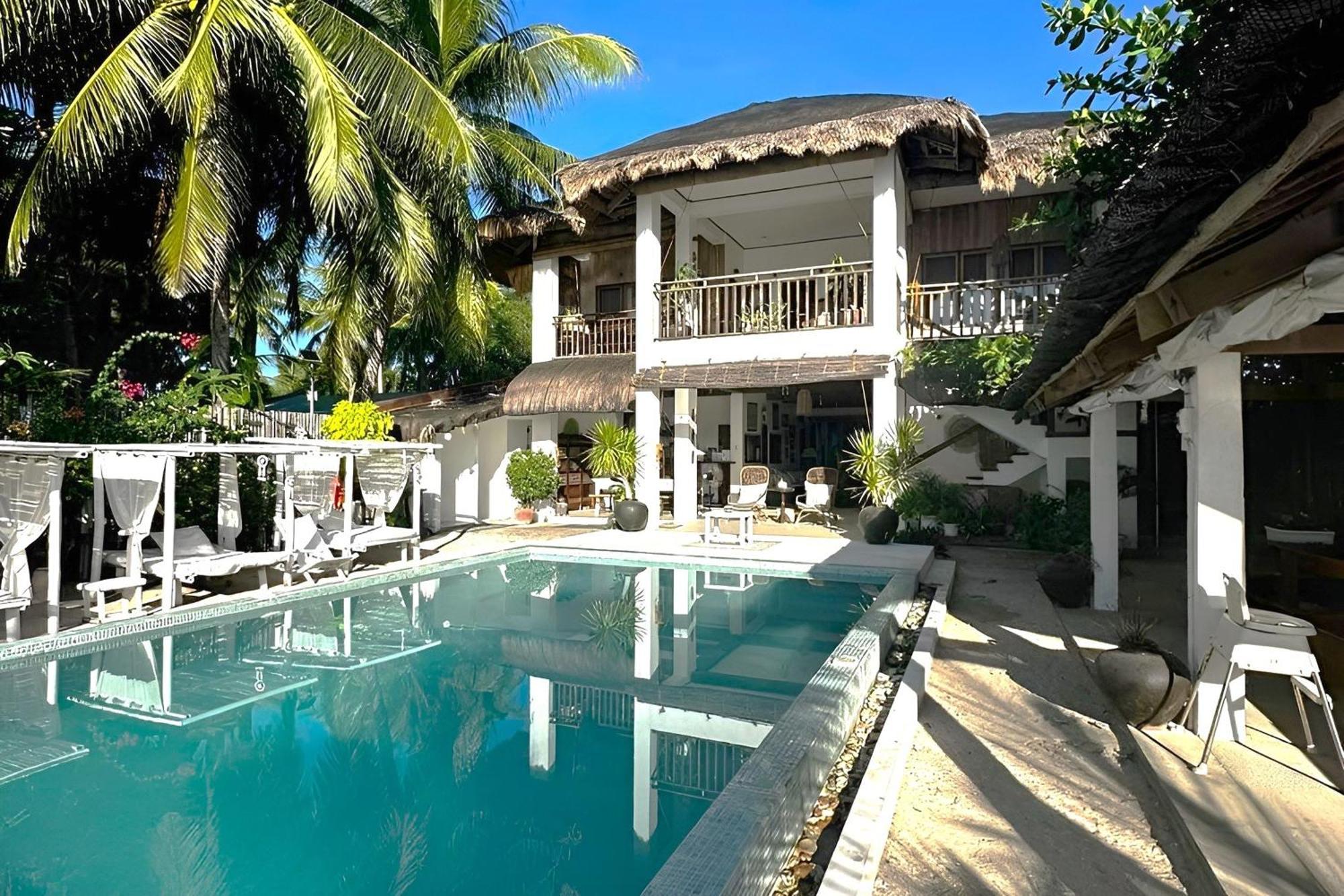 Sirom Beach House Tambobong Екстериор снимка