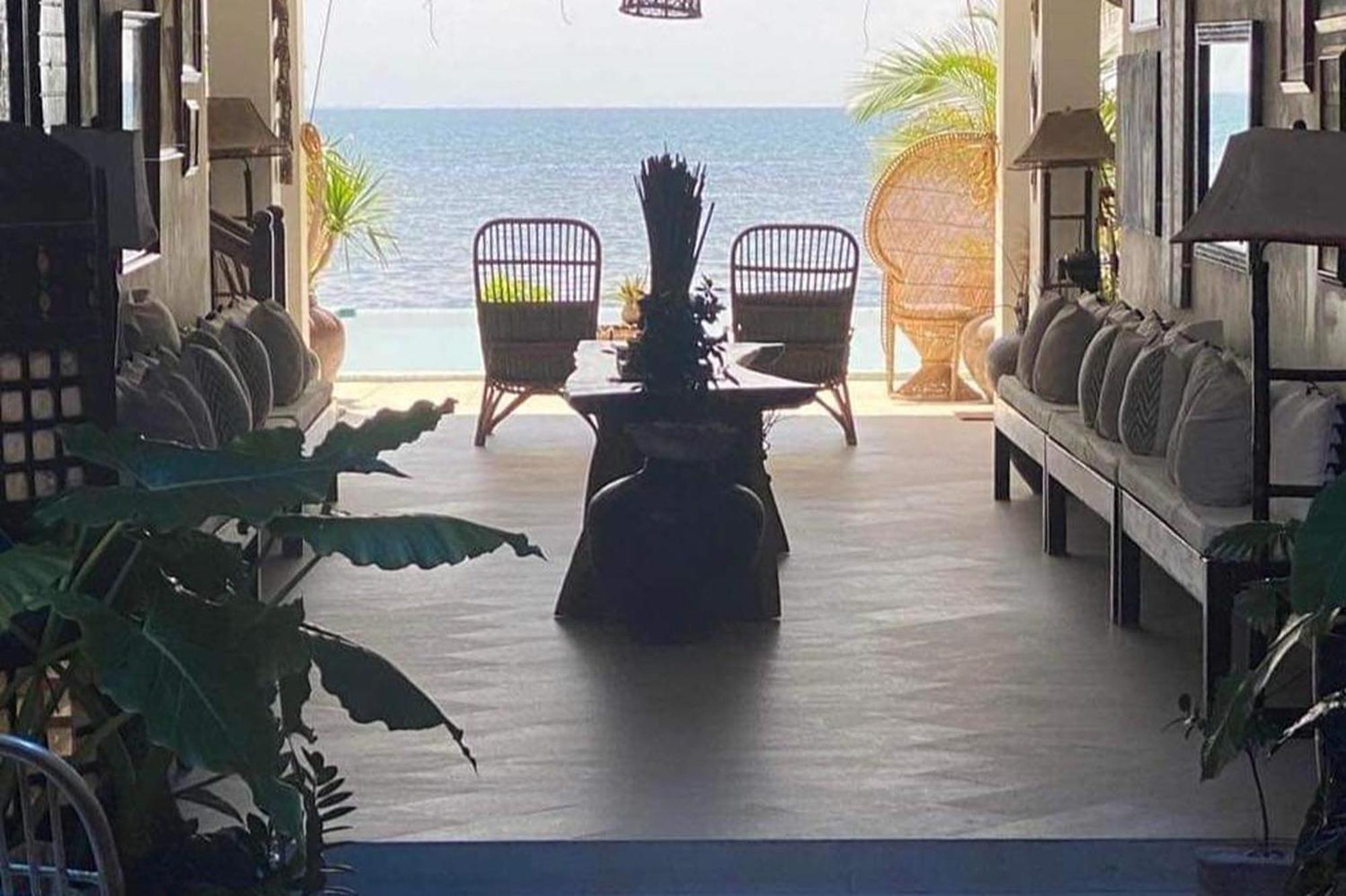 Sirom Beach House Tambobong Екстериор снимка